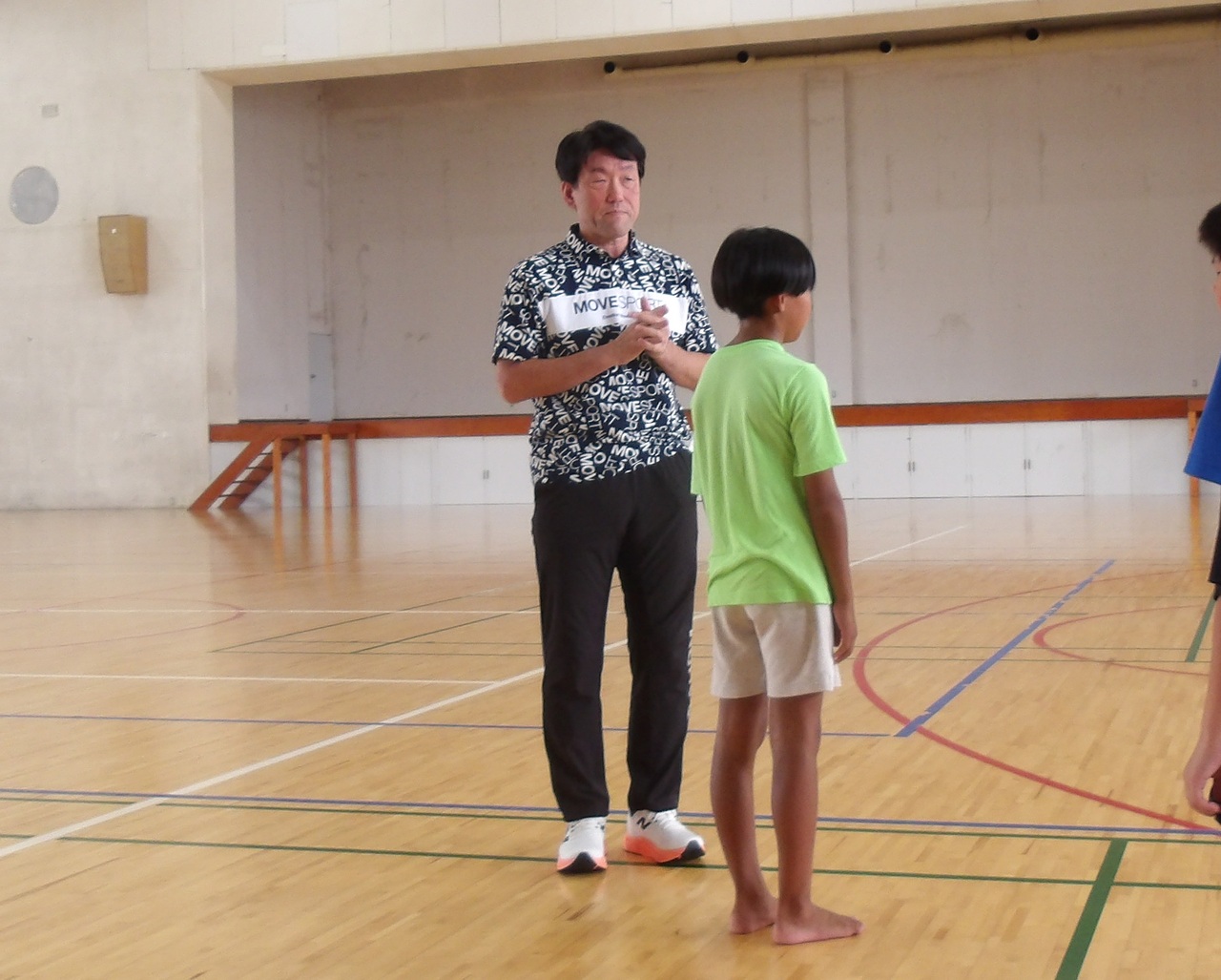 講師