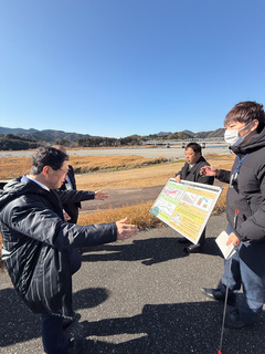伊野堤防 伊野堤防